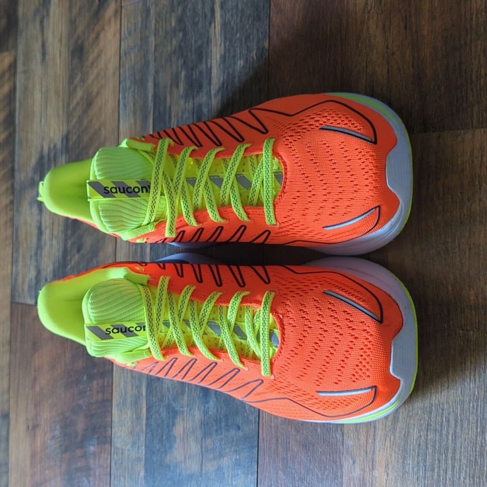 Saucony Endorphin Shift
